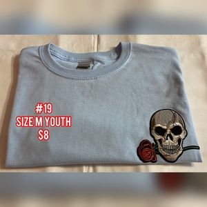Brand new T-shirt for youth medium